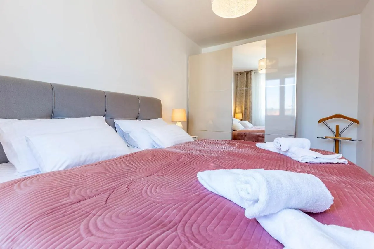 Silvy City Apartment Zadar